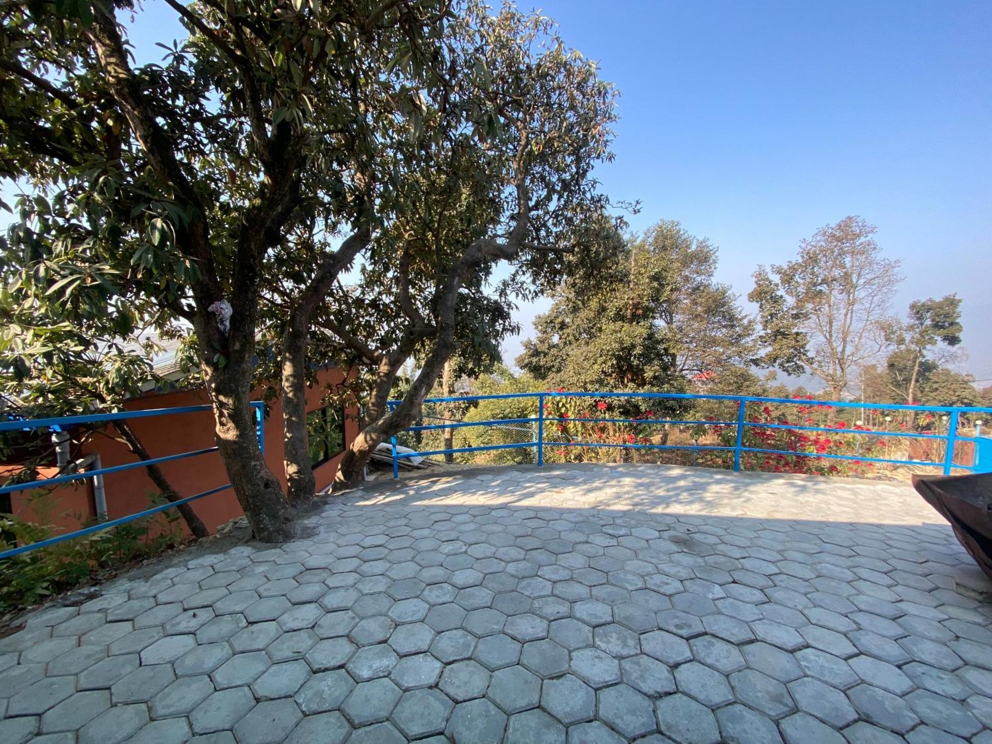 Chareli Resort Nagarkot Extérieur photo